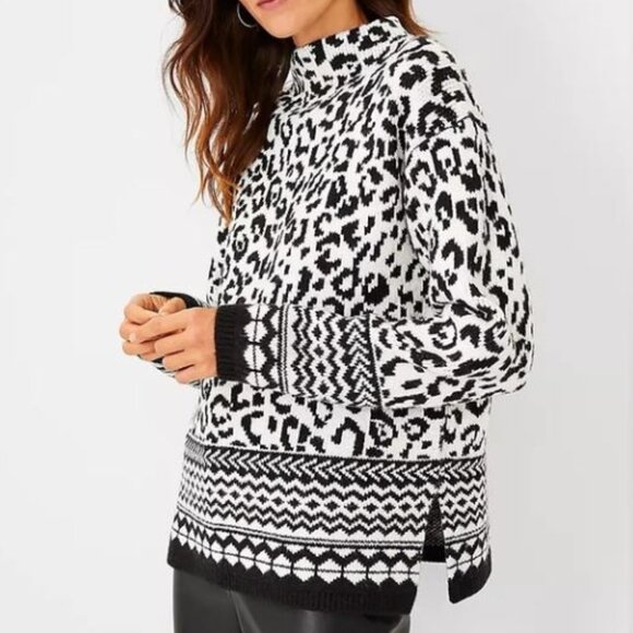 Ann Taylor Black and White Leopard Print Sweater Size XS Petite - Picture 1 of 7